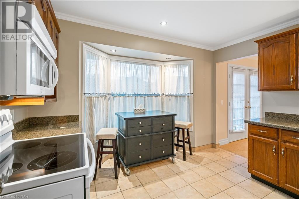 18 Lakeside Place, Port Colborne, Ontario  L3K 6B1 - Photo 11 - 40514686