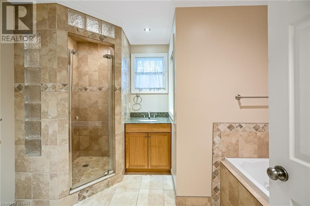18 Lakeside Place, Port Colborne, Ontario  L3K 6B1 - Photo 14 - 40514686