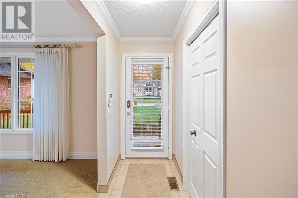 18 Lakeside Place, Port Colborne, Ontario  L3K 6B1 - Photo 2 - 40514686