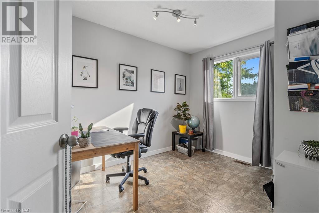37 Jefferson Court E, Welland, Ontario  L3C 7G5 - Photo 18 - 40514810