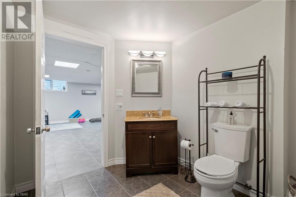 37 Jefferson Court E, Welland, Ontario  L3C 7G5 - Photo 24 - 40514810