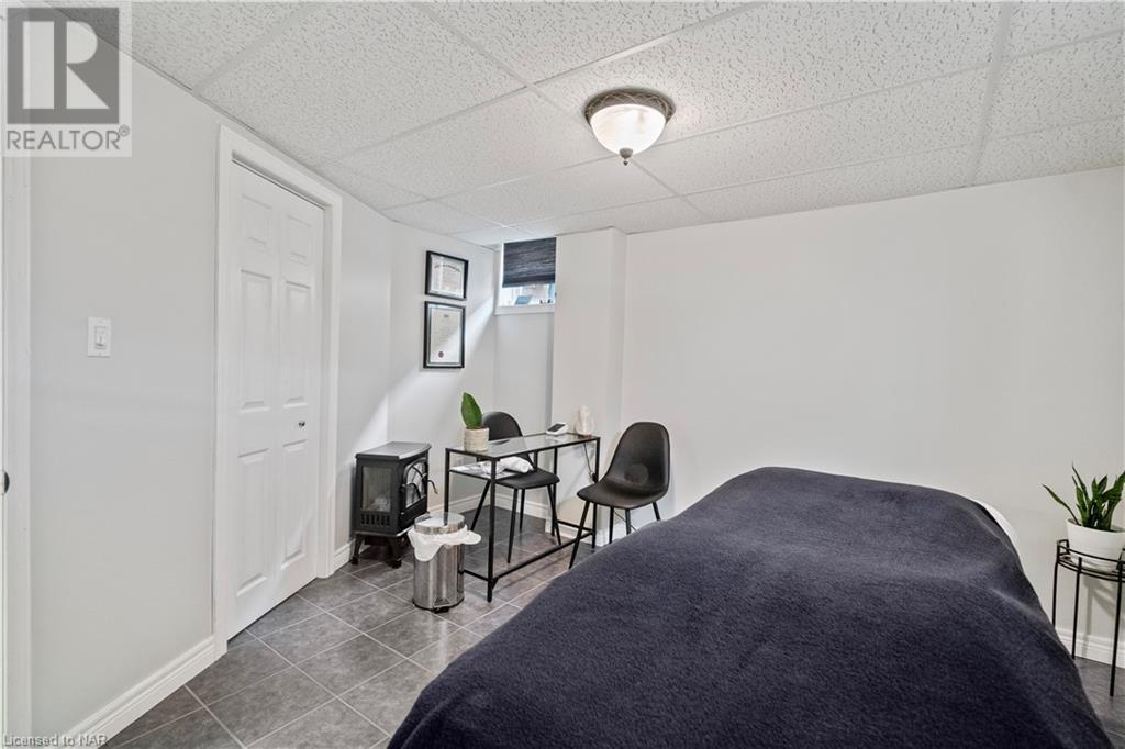 37 Jefferson Court E, Welland, Ontario  L3C 7G5 - Photo 26 - 40514810