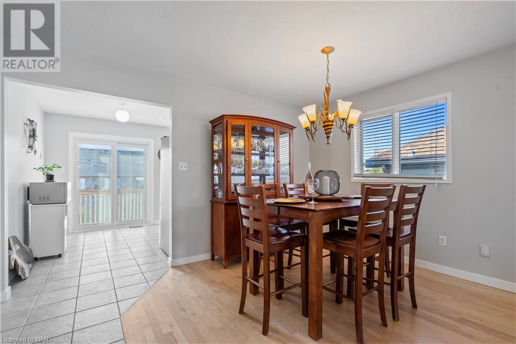 37 Jefferson Court E, Welland, Ontario  L3C 7G5 - Photo 8 - 40514810