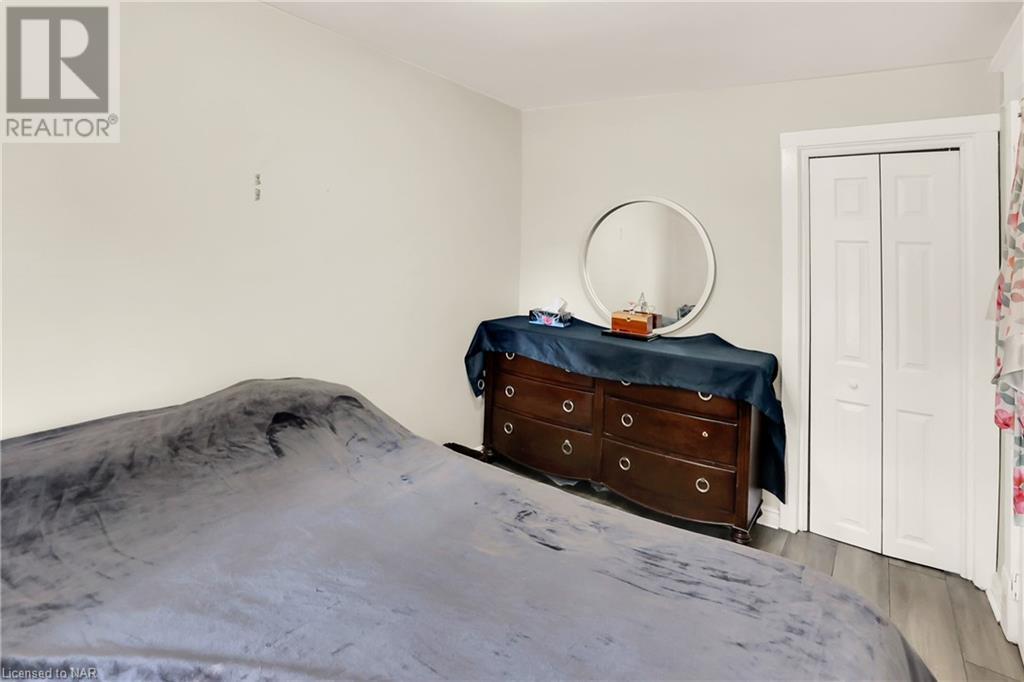 17 Lailey Street, St. Catharines, Ontario  L2M 5G7 - Photo 5 - 40514038