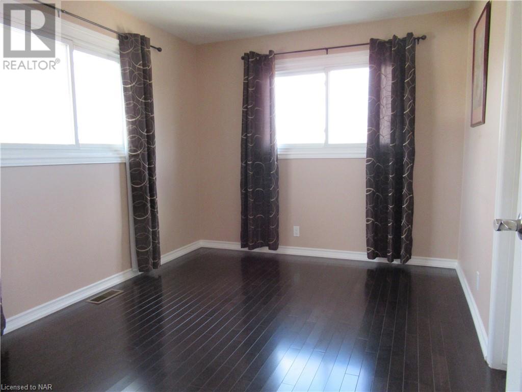 6643 Hawkins Street, Niagara Falls, Ontario  L2G 3C1 - Photo 16 - 40514800