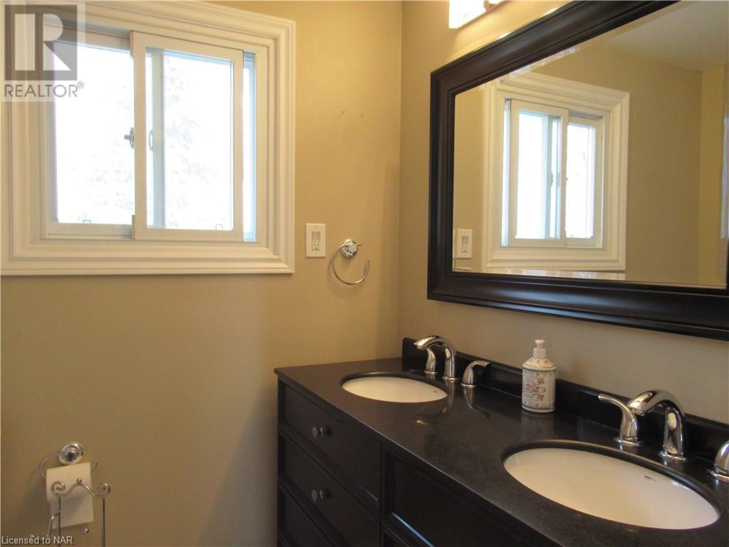 6643 Hawkins Street, Niagara Falls, Ontario  L2G 3C1 - Photo 18 - 40514800