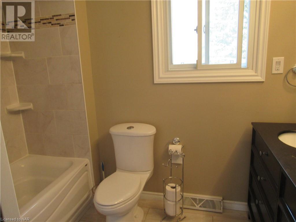 6643 Hawkins Street, Niagara Falls, Ontario  L2G 3C1 - Photo 19 - 40514800