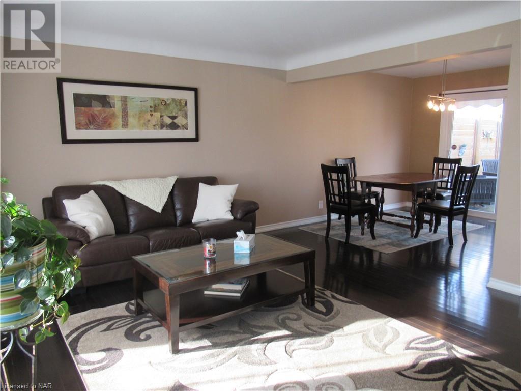 6643 Hawkins Street, Niagara Falls, Ontario  L2G 3C1 - Photo 3 - 40514800