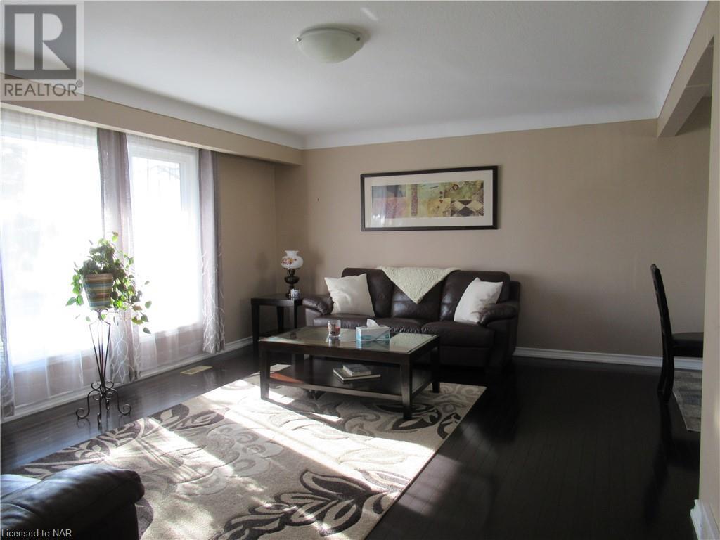 6643 Hawkins Street, Niagara Falls, Ontario  L2G 3C1 - Photo 5 - 40514800