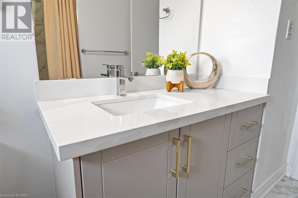 425 Bunting Road Unit# Main, St. Catharines, Ontario  L2M 3Z3 - Photo 12 - 40515086