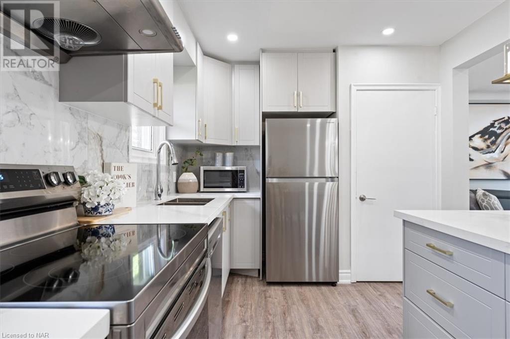 425 Bunting Road Unit# Main, St. Catharines, Ontario  L2M 3Z3 - Photo 3 - 40515086