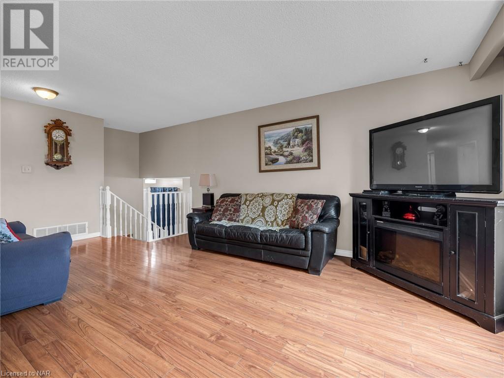 104 Acadia Drive, Welland, Ontario  L3C 6L6 - Photo 13 - 40514828