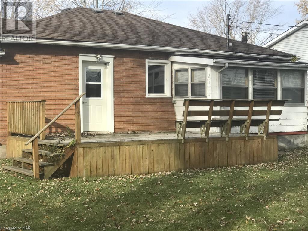 670 Fairview Road, Fort Erie, Ontario  L2A 4T1 - Photo 3 - 40515210