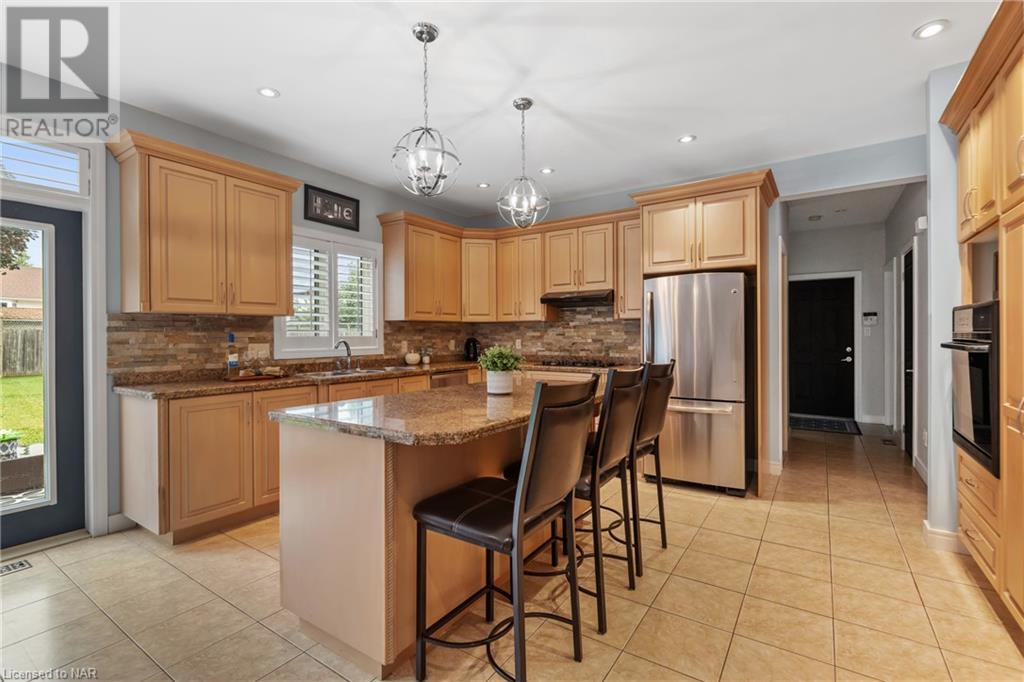 7847 Cathedral Drive, Niagara Falls, Ontario  L2H 2Z3 - Photo 15 - 40515025