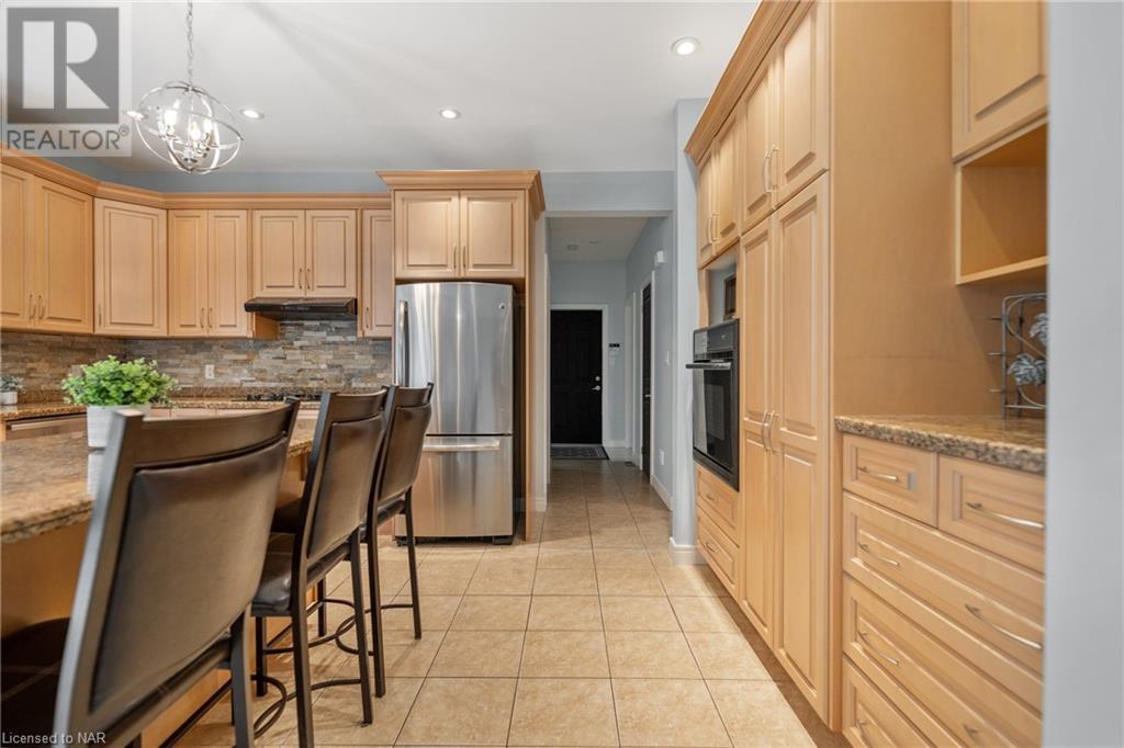 7847 Cathedral Drive, Niagara Falls, Ontario  L2H 2Z3 - Photo 16 - 40515025