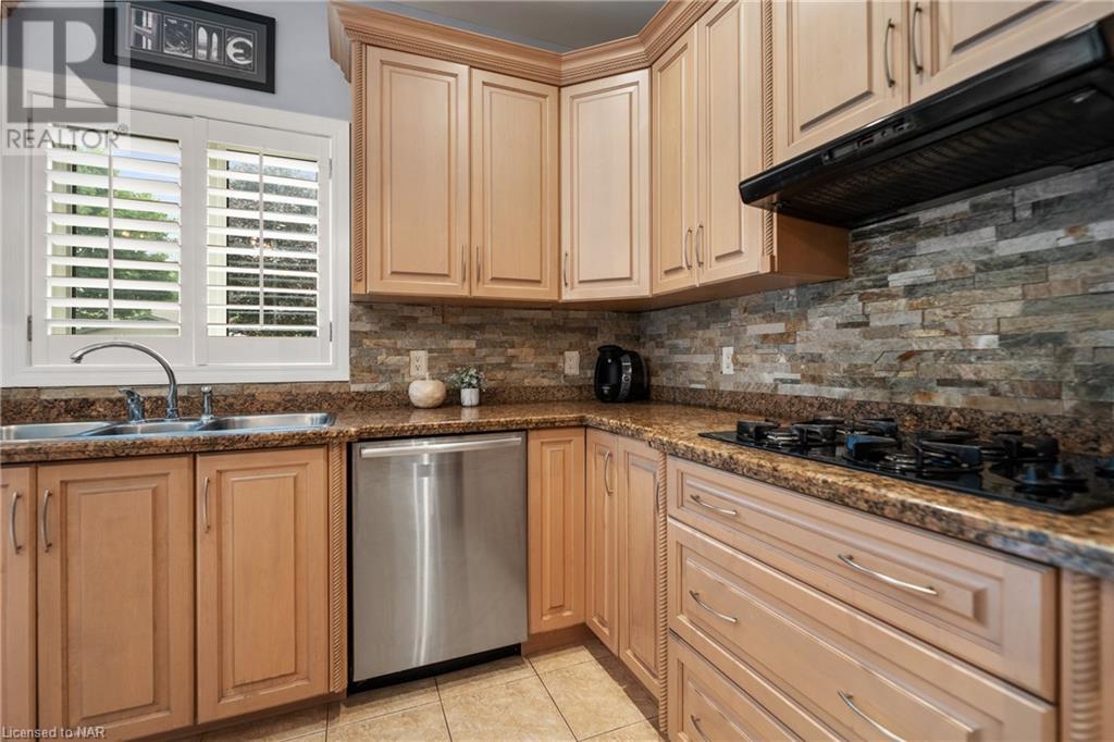7847 Cathedral Drive, Niagara Falls, Ontario  L2H 2Z3 - Photo 18 - 40515025