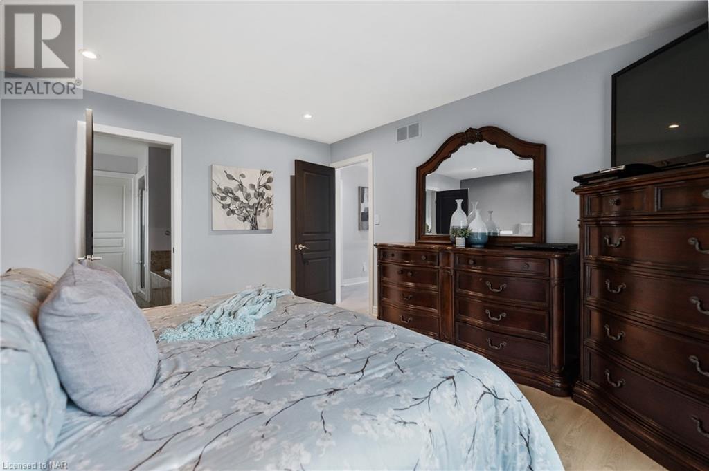 7847 Cathedral Drive, Niagara Falls, Ontario  L2H 2Z3 - Photo 27 - 40515025