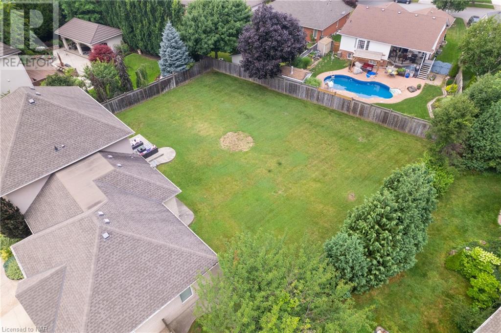 7847 Cathedral Drive, Niagara Falls, Ontario  L2H 2Z3 - Photo 41 - 40515025