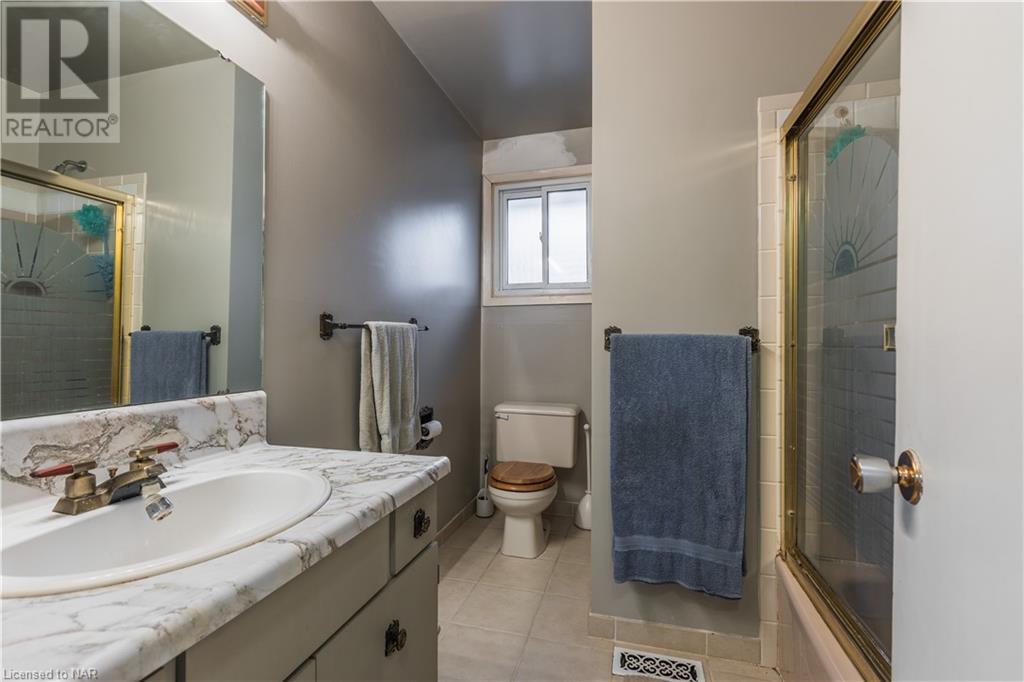 25 Huron Street, Welland, Ontario  L3B 5J2 - Photo 10 - 40515373