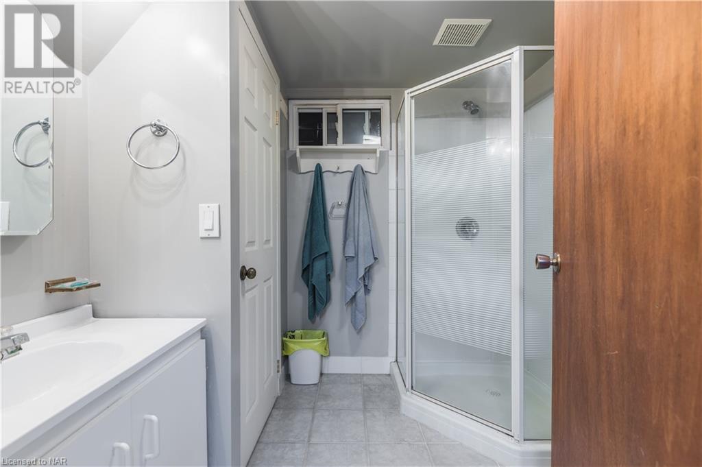 25 Huron Street, Welland, Ontario  L3B 5J2 - Photo 24 - 40515373
