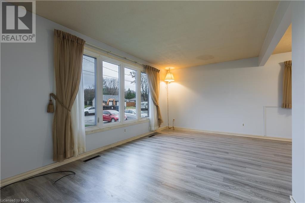 25 Huron Street, Welland, Ontario  L3B 5J2 - Photo 4 - 40515373