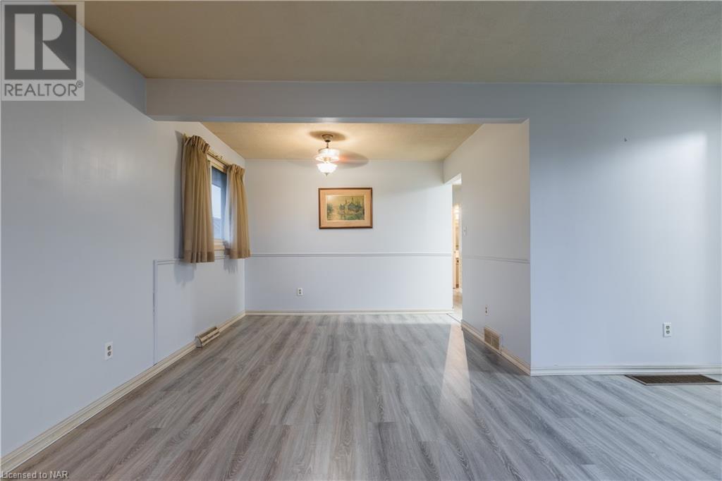 25 Huron Street, Welland, Ontario  L3B 5J2 - Photo 6 - 40515373