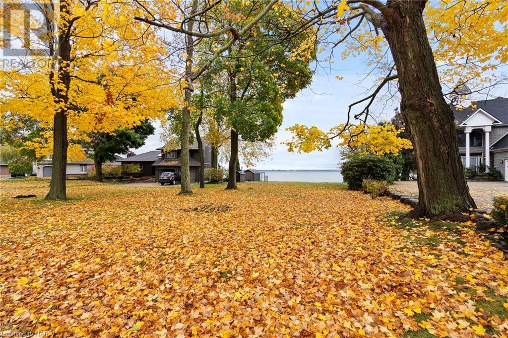 695 Lakeshore Road, Fort Erie, Ontario  L2A 1B8 - Photo 10 - 40515465