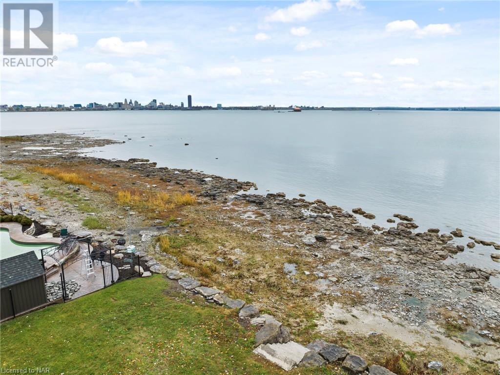 695 Lakeshore Road, Fort Erie, Ontario  L2A 1B8 - Photo 16 - 40515465