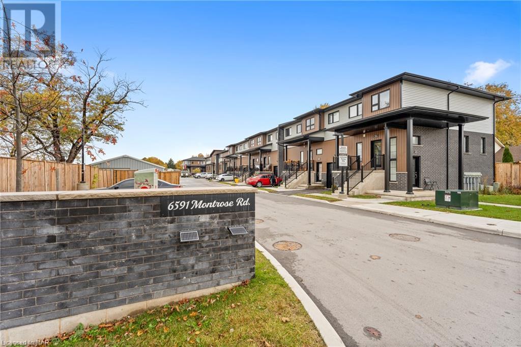 6591 Montrose Road Unit# 109, Niagara Falls, Ontario  L2H 1M3 - Photo 2 - 40515595