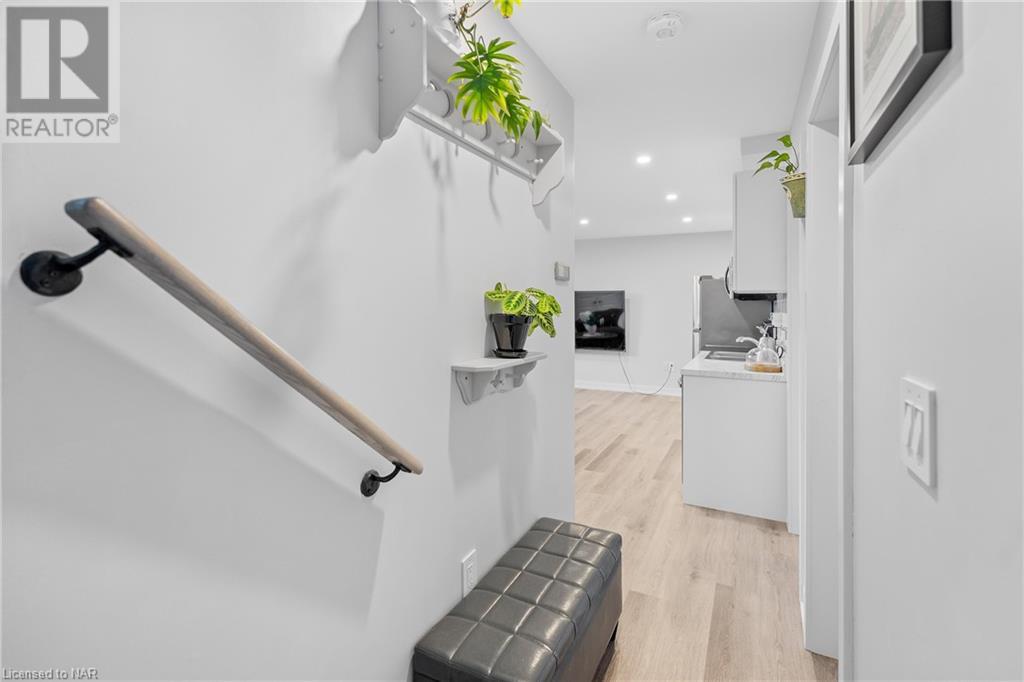 6591 Montrose Road Unit# 109, Niagara Falls, Ontario  L2H 1M3 - Photo 3 - 40515595