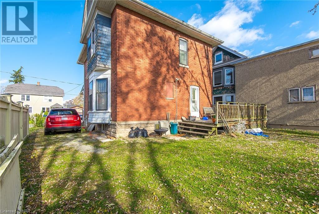 135 Young Street, Welland, Ontario  L3B 4C7 - Photo 5 - 40513520