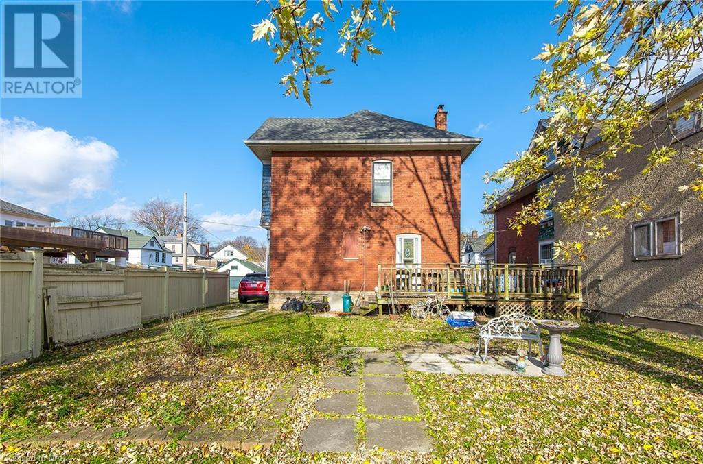 135 Young Street, Welland, Ontario  L3B 4C7 - Photo 7 - 40513520
