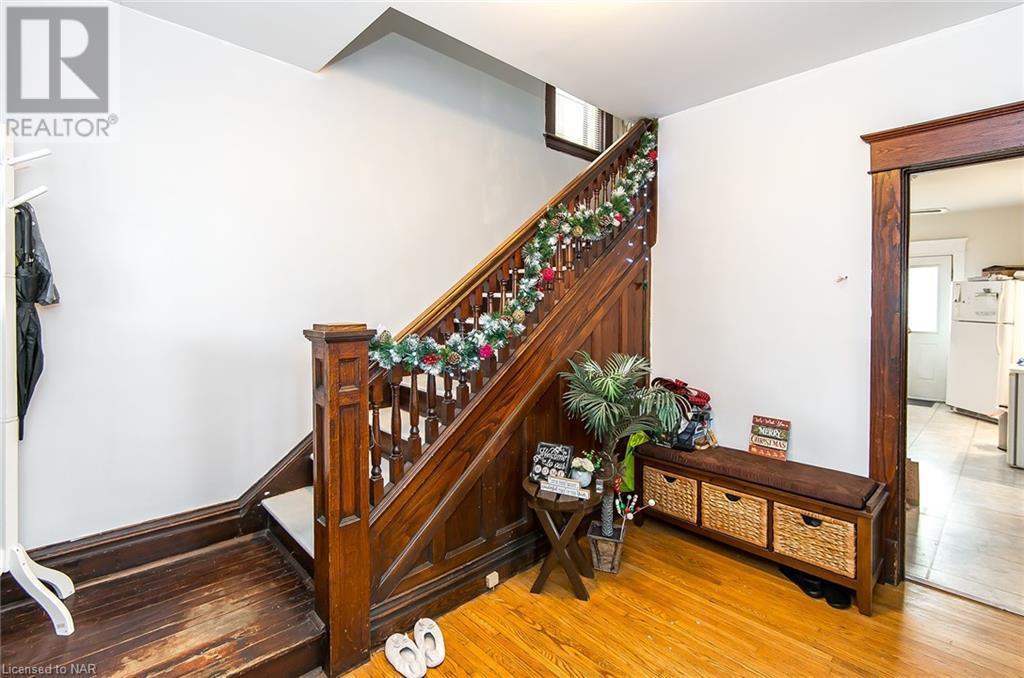 135 Young Street, Welland, Ontario  L3B 4C7 - Photo 8 - 40513520