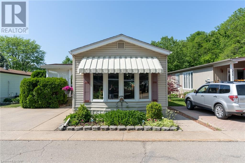 23 FOUR MILE CREEK Road Unit# 236, niagara-on-the-lake, Ontario
