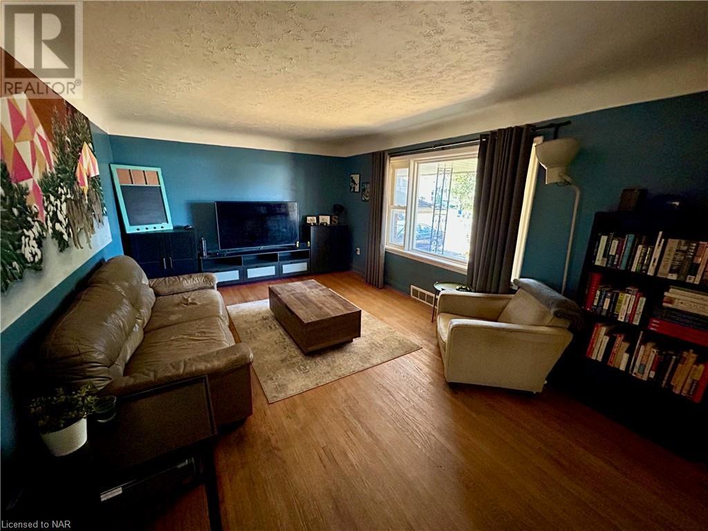 70 Else Street, St. Catharines, Ontario  L2N 2C3 - Photo 11 - 40515246