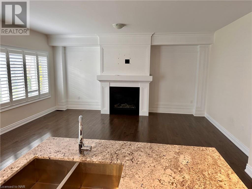 7 Windsor Circle, Niagara-On-The-Lake, Ontario  L0S 1J0 - Photo 7 - 40515500