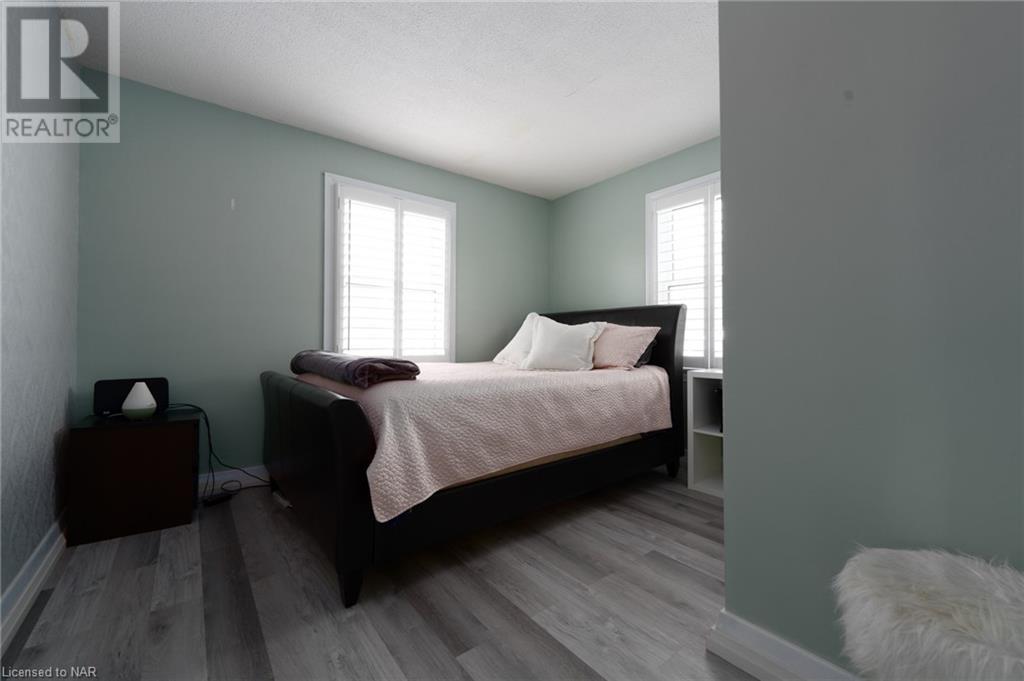 560 Rosehill Road, Fort Erie, Ontario  L2A 5M4 - Photo 16 - 40516071