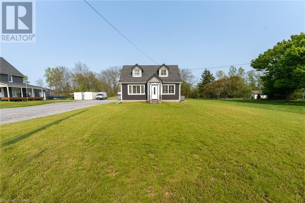 560 Rosehill Road, Fort Erie, Ontario  L2A 5M4 - Photo 3 - 40516071