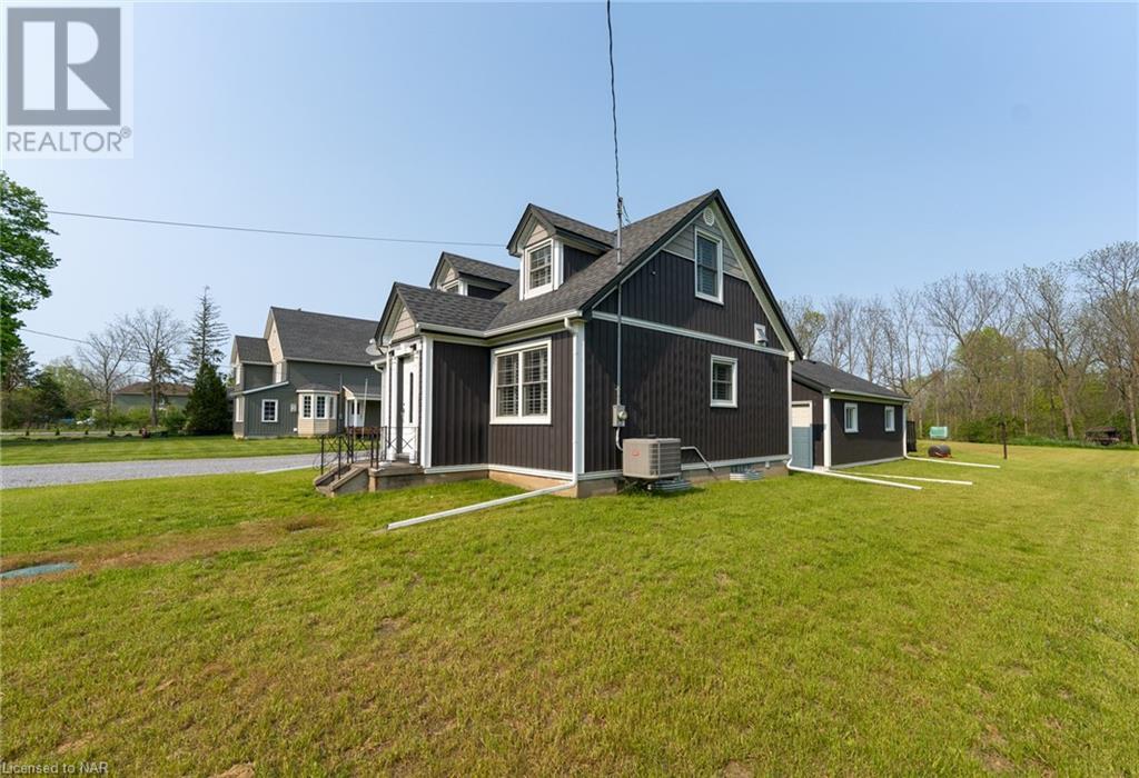 560 Rosehill Road, Fort Erie, Ontario  L2A 5M4 - Photo 5 - 40516071