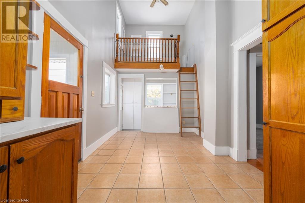 4551 Ferguson Street, Niagara Falls, Ontario  L2E 2Y7 - Photo 8 - 40515252