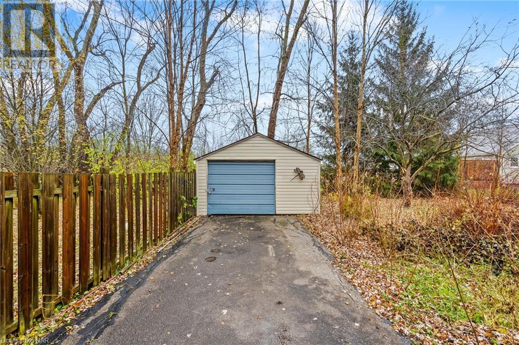 1688 Dominion Road, Fort Erie, Ontario  L2A 5M4 - Photo 26 - 40514660