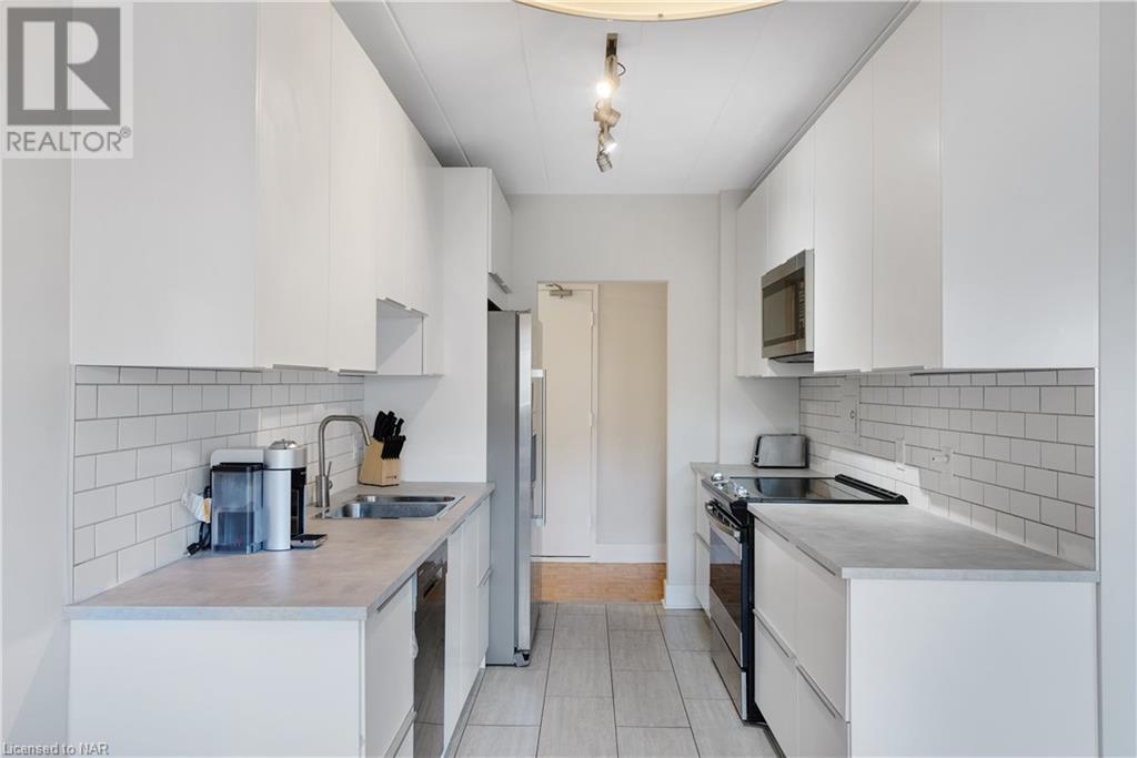 14 Norris Place Unit# 301, St. Catharines, Ontario  L2R 2W8 - Photo 12 - 40515391