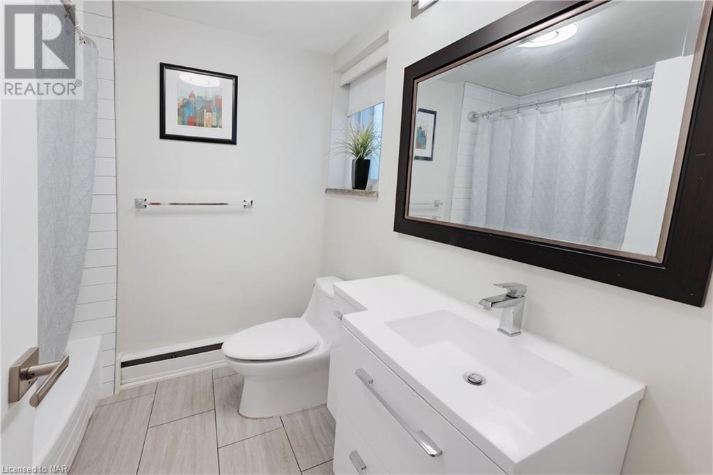 14 Norris Place Unit# 301, St. Catharines, Ontario  L2R 2W8 - Photo 14 - 40515391
