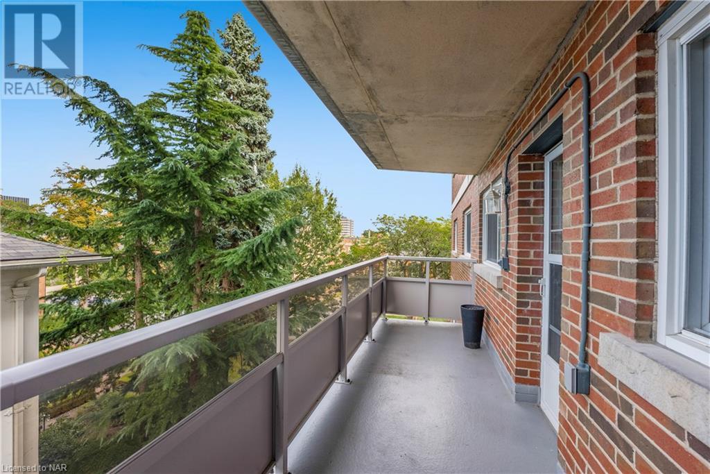 14 Norris Place Unit# 301, St. Catharines, Ontario  L2R 2W8 - Photo 21 - 40515391
