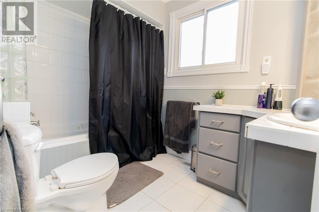 23 Claremount Circle, Welland, Ontario  L3C 2P4 - Photo 10 - 40516111
