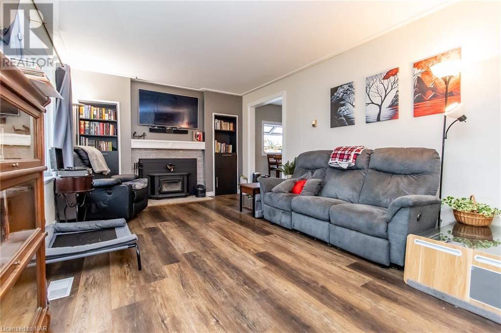 23 Claremount Circle, Welland, Ontario  L3C 2P4 - Photo 3 - 40516111