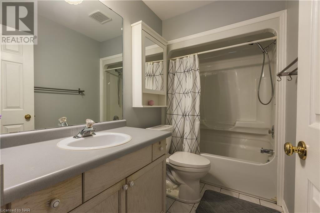 27 Farris Avenue, St. Catharines, Ontario  L2S 3W7 - Photo 23 - 40516268