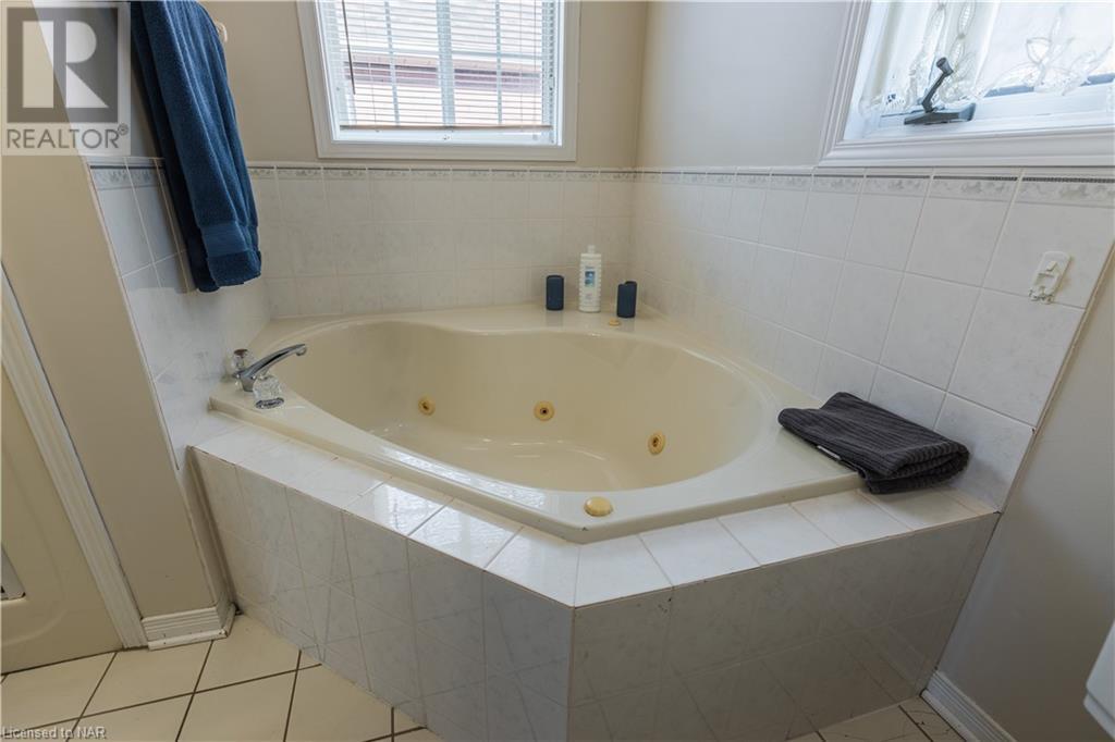 27 Farris Avenue, St. Catharines, Ontario  L2S 3W7 - Photo 27 - 40516268
