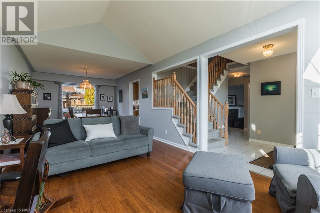 27 Farris Avenue, St. Catharines, Ontario  L2S 3W7 - Photo 6 - 40516268