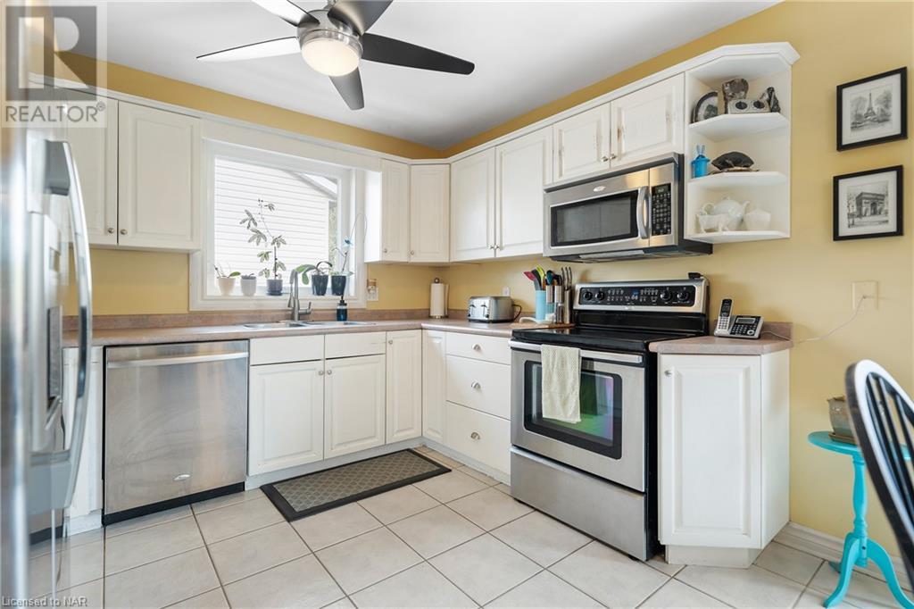 8133 Orchard Grove Parkway, Niagara Falls, Ontario  L2H 3E8 - Photo 8 - 40516215